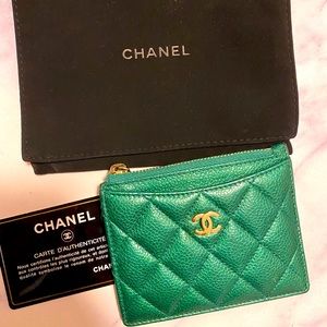 💚 CHANEL 💚 Card Holder